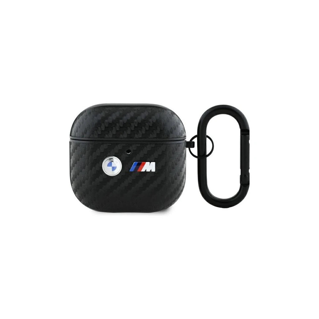 BMW BMA4WMPUCA2 AirPods 4 készülékhez tok Carbon Double Metal Logo fekete - AirPods 4 tok a Domshop kínálatából