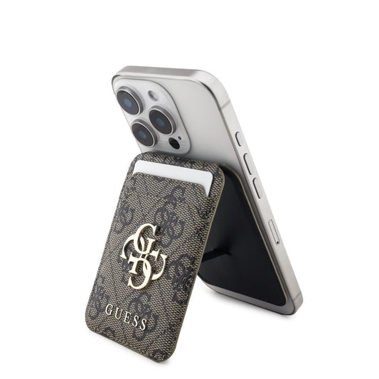 Guess 4G Metal Logo MagSafe kártyatartó állvány barna - MagSafe tárca a Domshop kínálatából