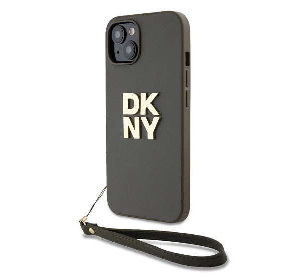 DKNY PU Leather Stack Logo Apple iPhone 15 hátlap tok csuklópánttal, barna -  iPhone 15 tok a Domshop kínálatából