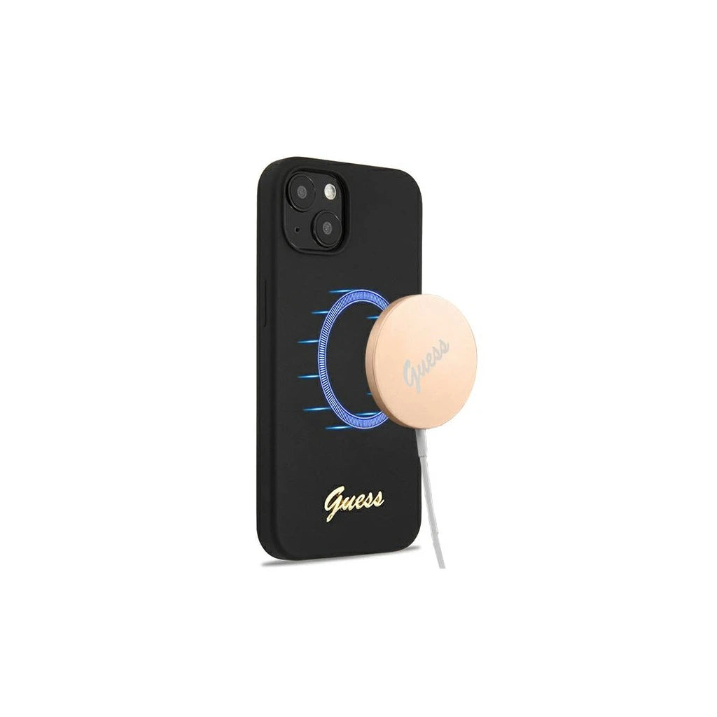Guess GUHMP13MLSLMGBK iPhone 13/14/15 készülékhez 6,1 kemény tok Silicone Script Gold Logo Magsafe fekete -  iPhone 13/14/15 tok a Domshop kínálatából
