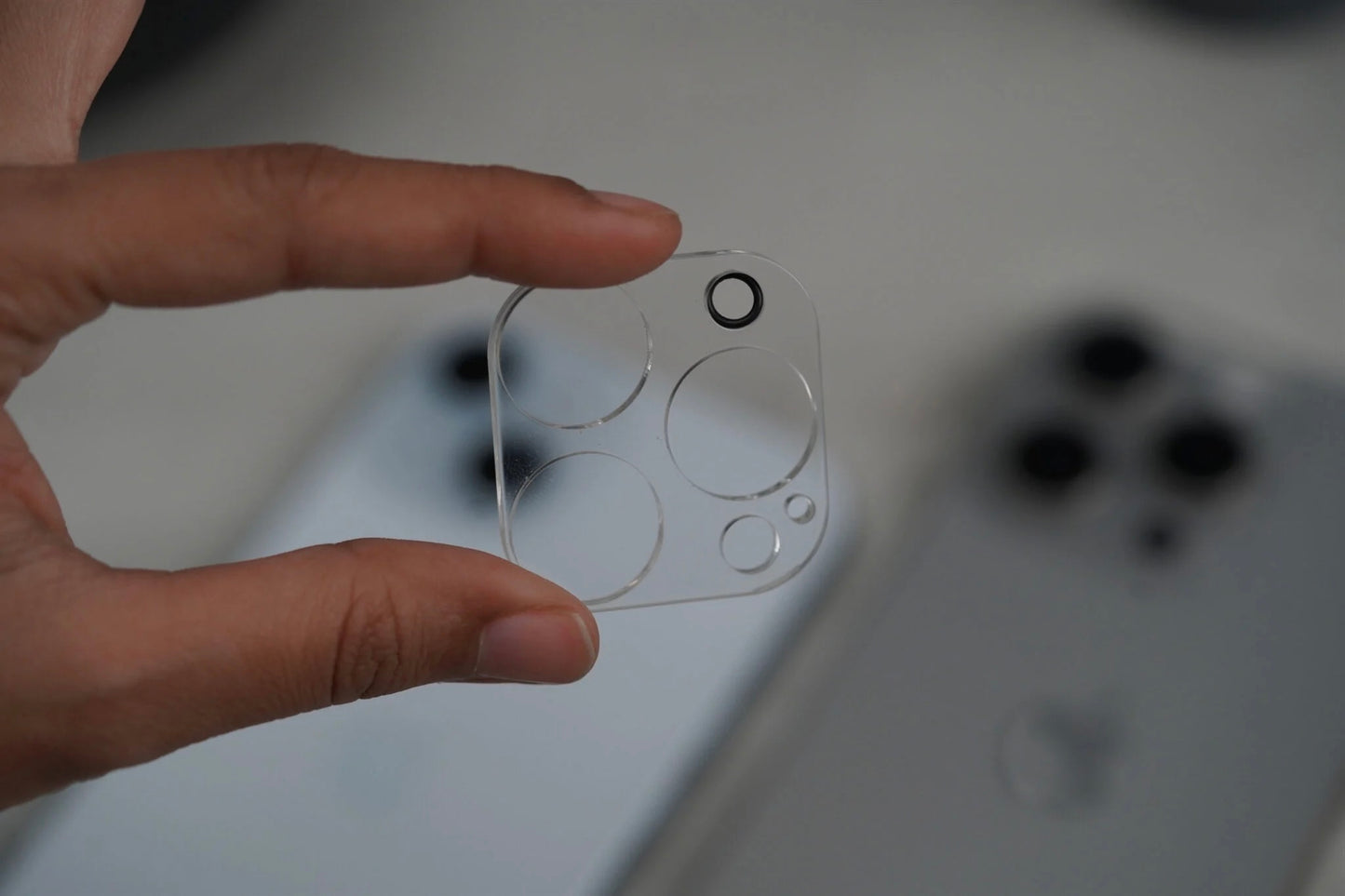 iPhone SafeGlass Cam Lencsevédő Üvegfólia -  iPhone fóliák - Domshop a Domshop kínálatából