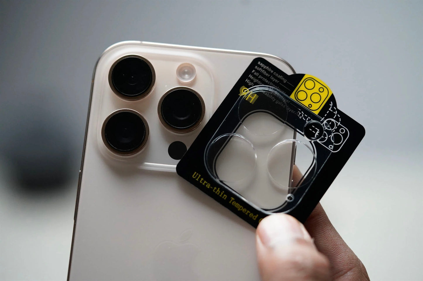 iPhone SafeGlass Cam Lencsevédő Üvegfólia -  iPhone fóliák - Domshop a Domshop kínálatából