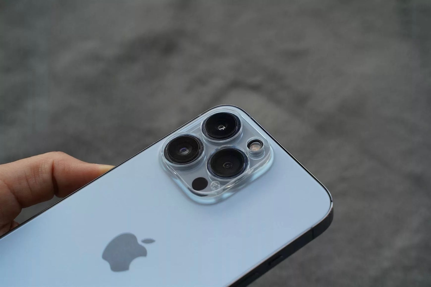 iPhone SafeGlass Cam Lencsevédő Üvegfólia -  iPhone fóliák - Domshop a Domshop kínálatából