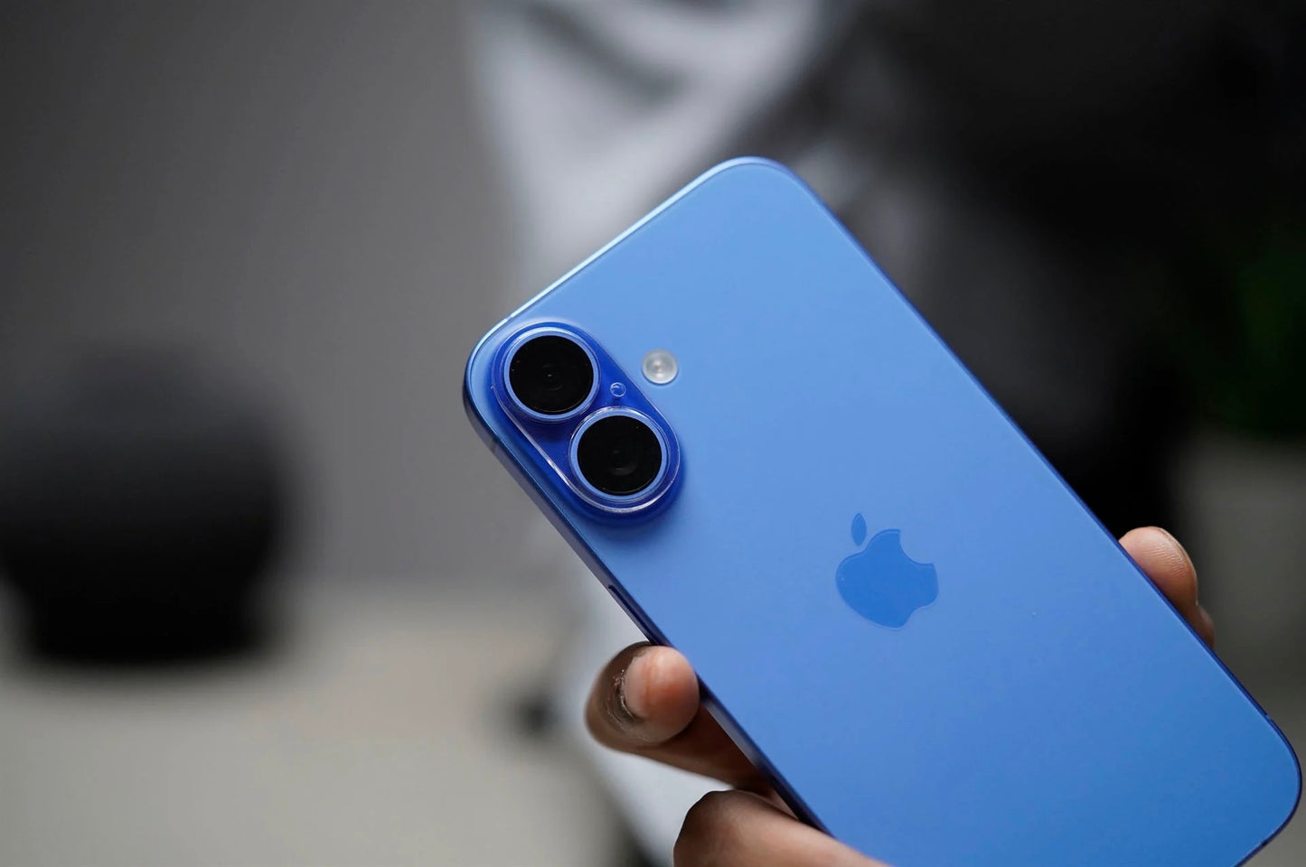 iPhone SafeGlass Cam Lencsevédő Üvegfólia -  iPhone fóliák - Domshop a Domshop kínálatából