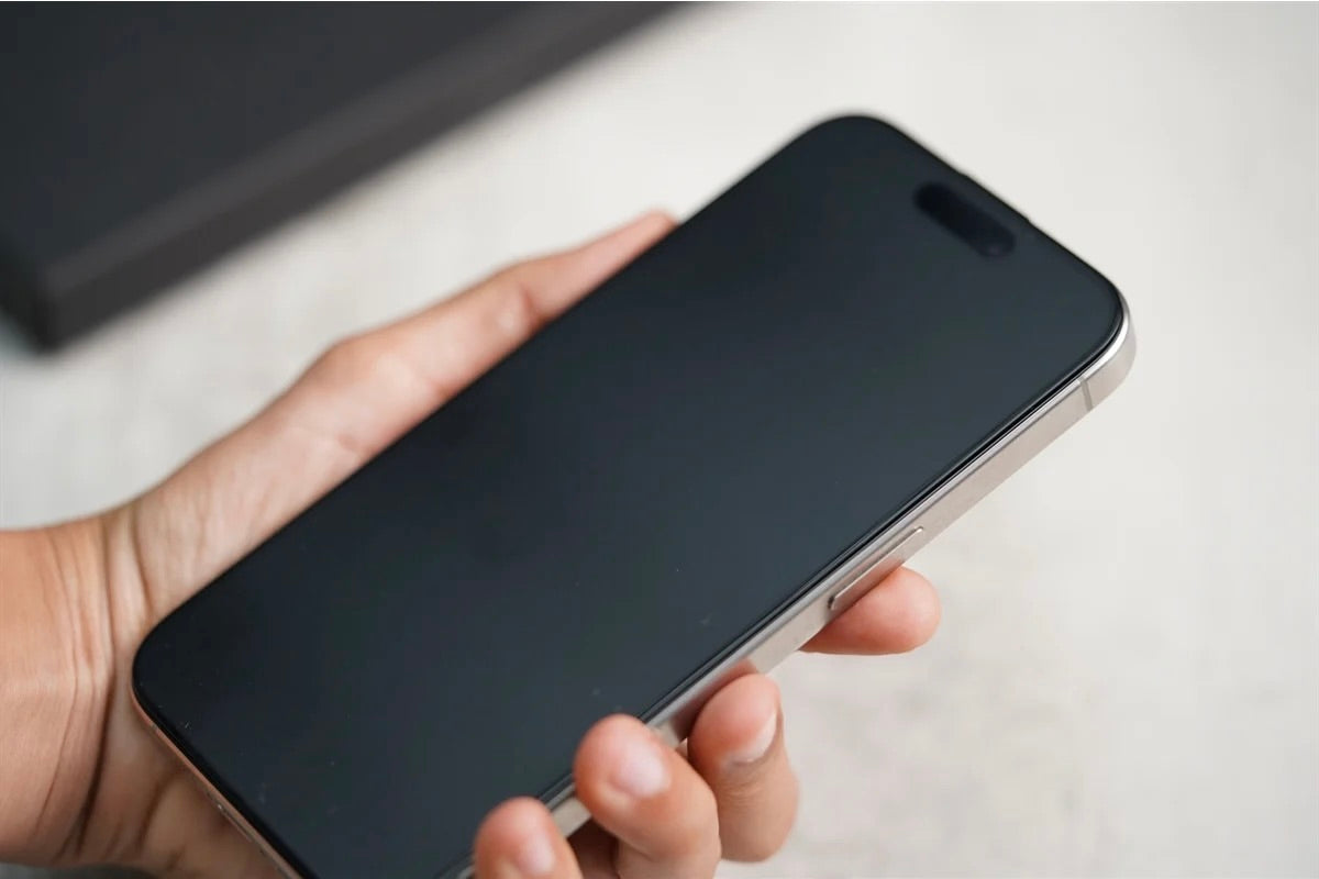 iPhone SafeGlass Frame Kijelzővédő Üvegfólia -  iPhone fóliák - Domshop a Domshop kínálatából